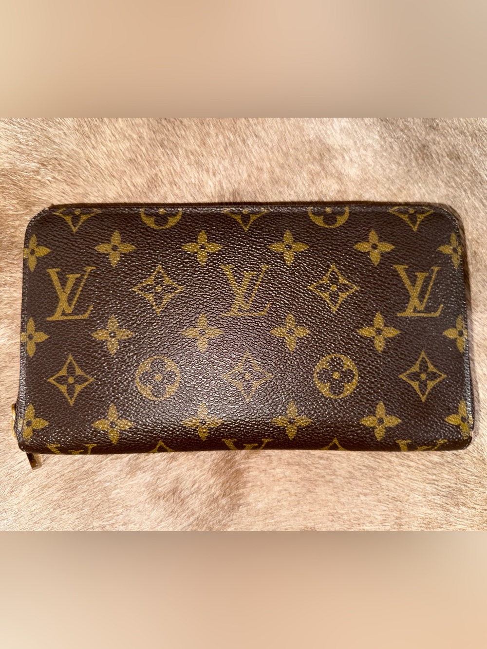 Louis Vuitton Brown Monogram Zip Wallet with Gold Hardware. 100% Authentic!